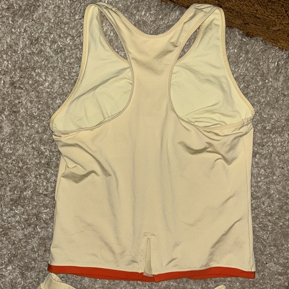 Under Armour Matching Skirt and Tank Activewear - Picture 3 of 10